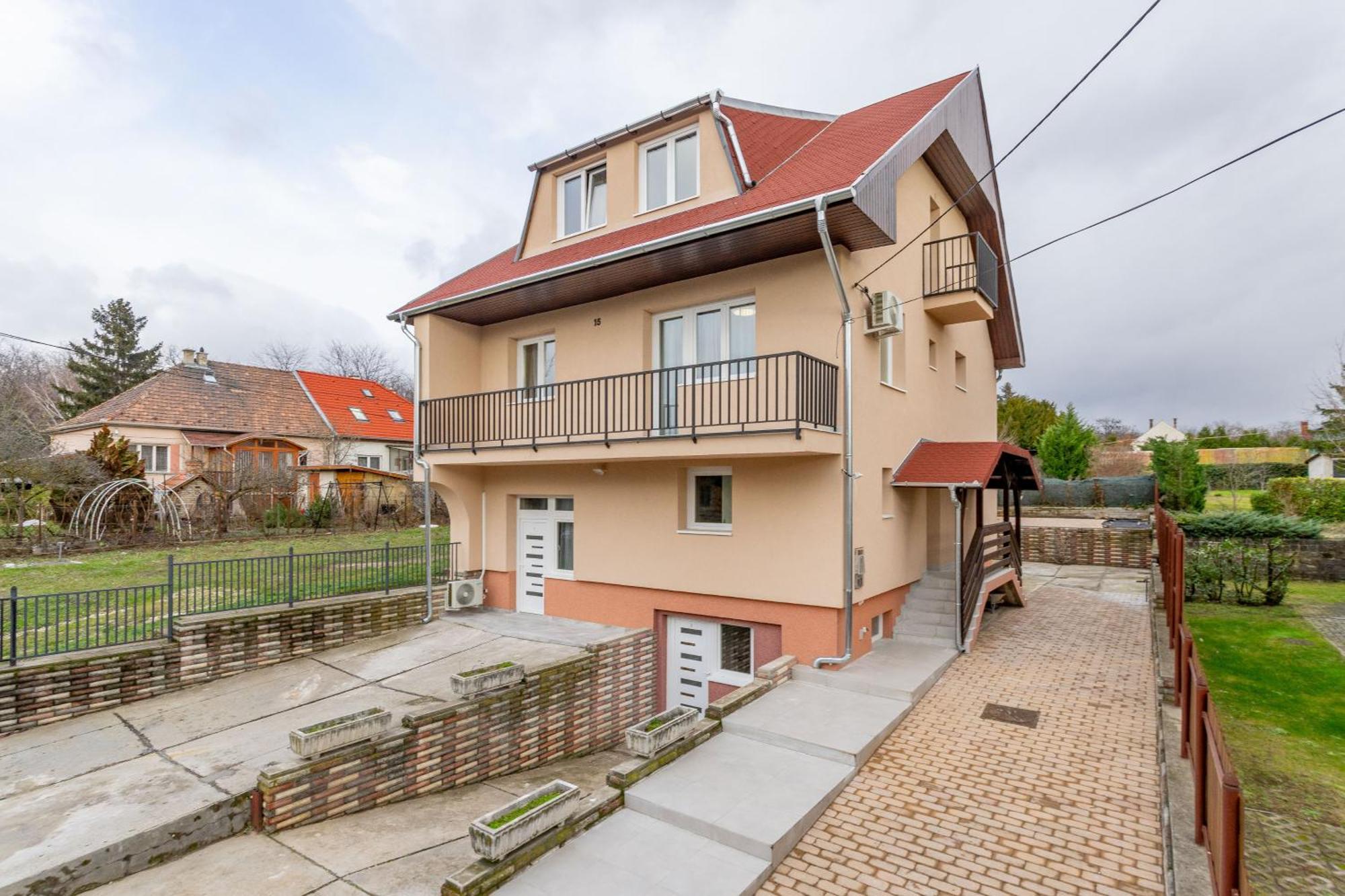 Gardencity Villa Apartman Будапеща Екстериор снимка